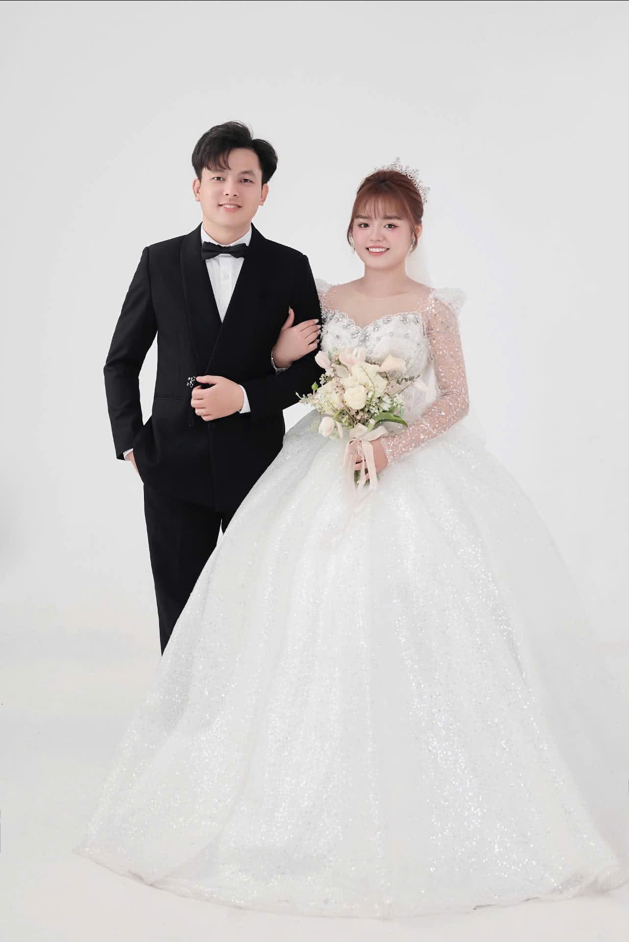Lần Đầu Gặp Gỡ